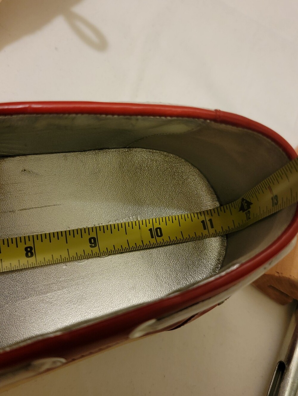 Gucci Red Leather Men's Boat Shoes with Cream and Navy Trim - Picture 11 of 11